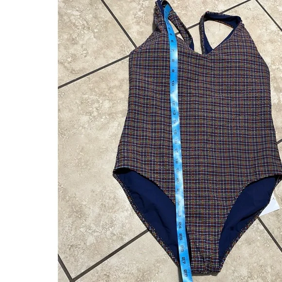 Athleta Seersucker V Neck One Piece 👙 - Picture 7 of 9